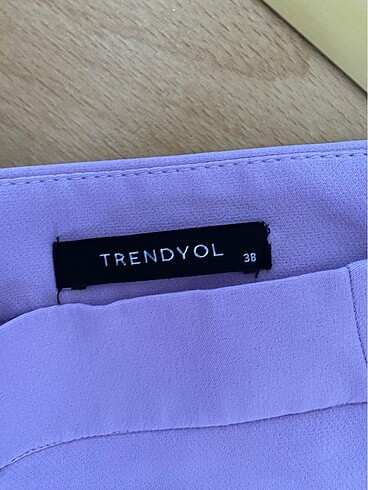 Trendyol & Milla Lila pantolon