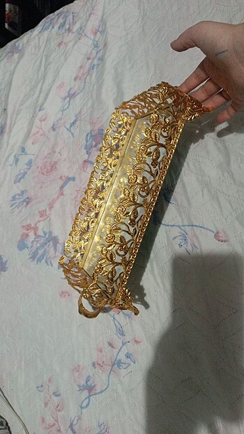 # Gold sunum tepsisi 