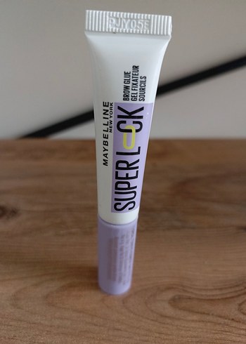 Maybelline SuperLook Kaş Jeli