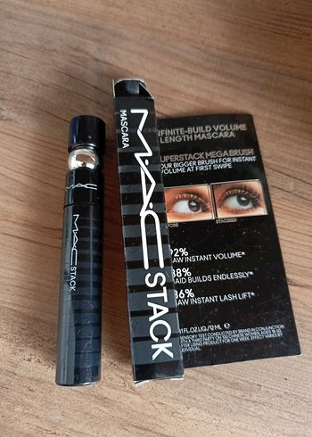 MAC Stack Siyah Maskara