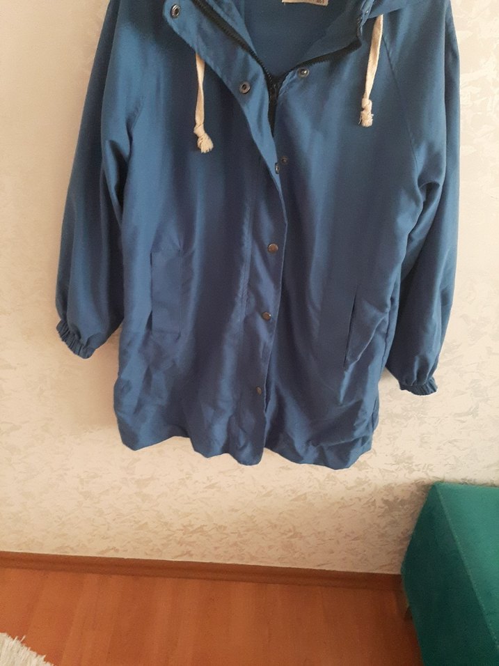 Mavi Kapüşonlu Bayan Mont - Görsel 3