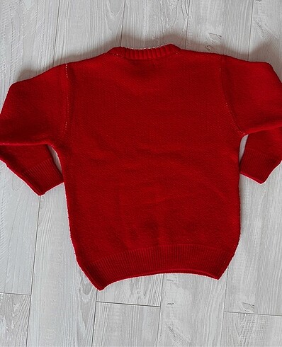 Geyik Desenli Kırmızı Kazak - Görsel 7