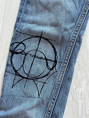 Grafiti Boyama Tasarım Kot Pantolon - Görsel 7