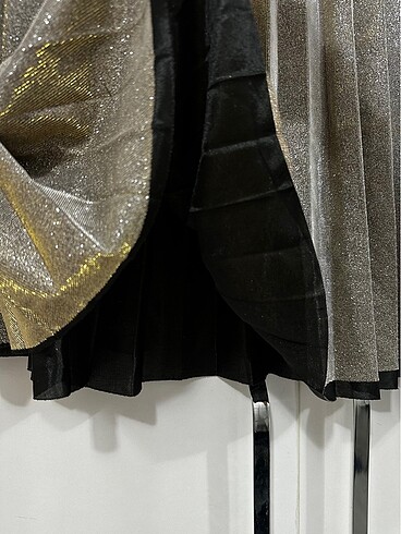 Simli Parlak Pilise Etek - Görsel 7