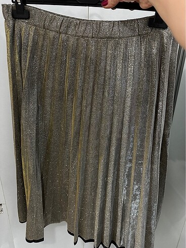 Simli Parlak Pilise Etek - Görsel 8