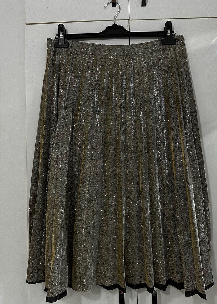 Simli Parlak Pilise Etek - Görsel 2