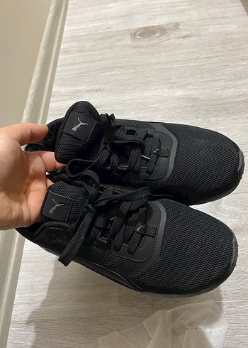 Siyah Velcro Bağcıklı Kadın Spor Ayakkabı