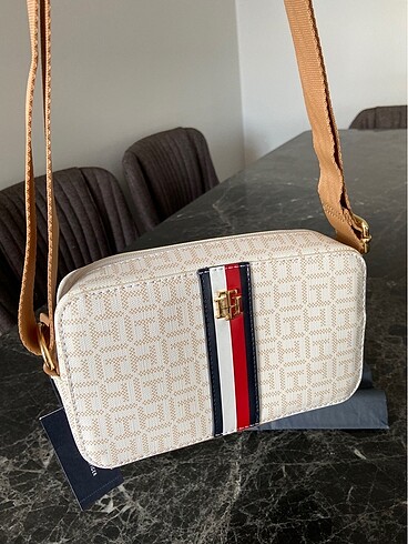 Beden Tommy Hilfiger Orjinal Çanta
