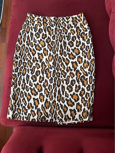 Leopar desenli etek