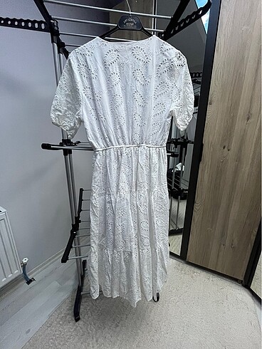Batik Beyaz elbise