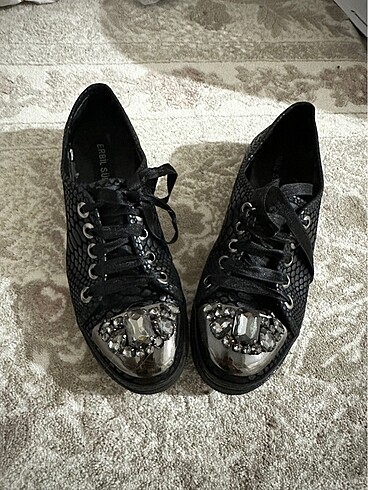 Erbil Süel Taşlı Converse