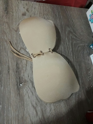 yapışkan sütyen