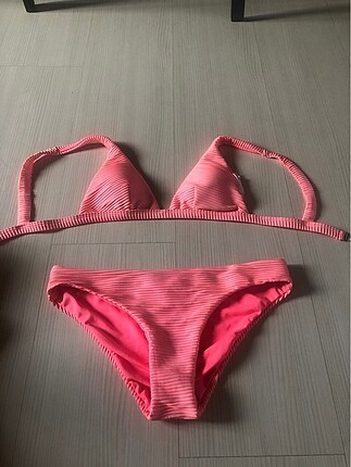 Pembe bikini