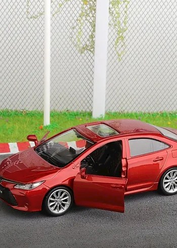 Toyota Corolla Oyuncak Araba Modeli