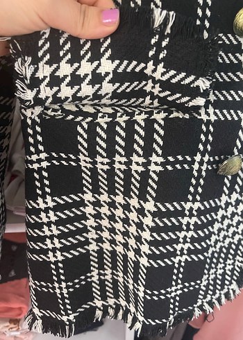 Düğmeli Siyah Beyaz Ekose Kadın Blazer - Görsel 2