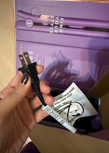 Diğer Mor Saç Düzleştirici - Platinum+ Collection