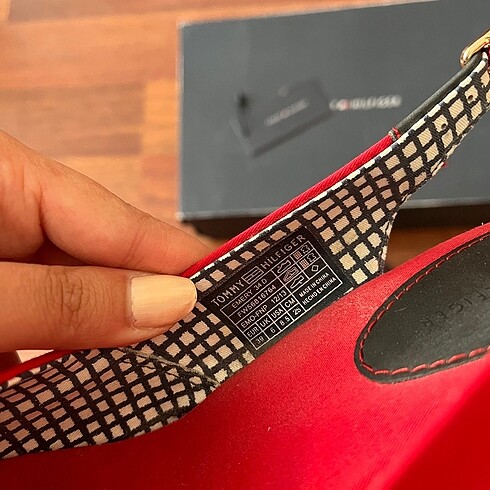 39 Beden kırmızı Renk Tommy Hilfiger kırmızı dolgu topuk ayakkabı