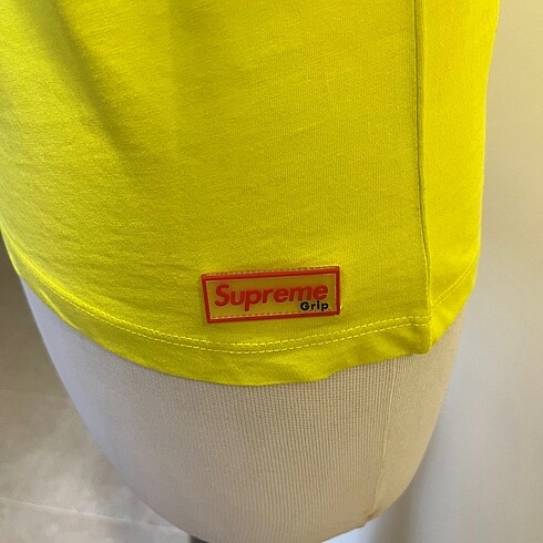 xs Beden sarı Renk Sarı supreme tişört