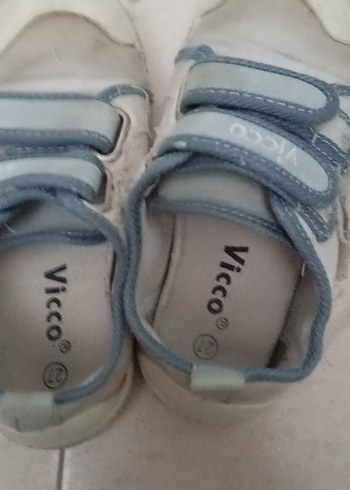 27 Beden beyaz Renk Velcro Kapatmalı Gri Beyaz Erkek Çocuk Spor Ayakkabısı