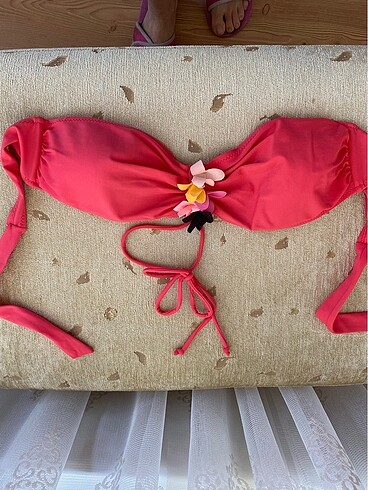 Bikini üstü