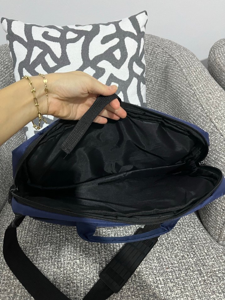 Lacivert Fermuarlı Laptop Çantası - Görsel 3