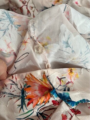 Çiçekli Şifon Bluz - Görsel 3