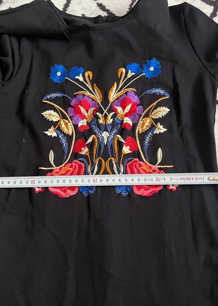 Nakışlı Elbise - Görsel 4