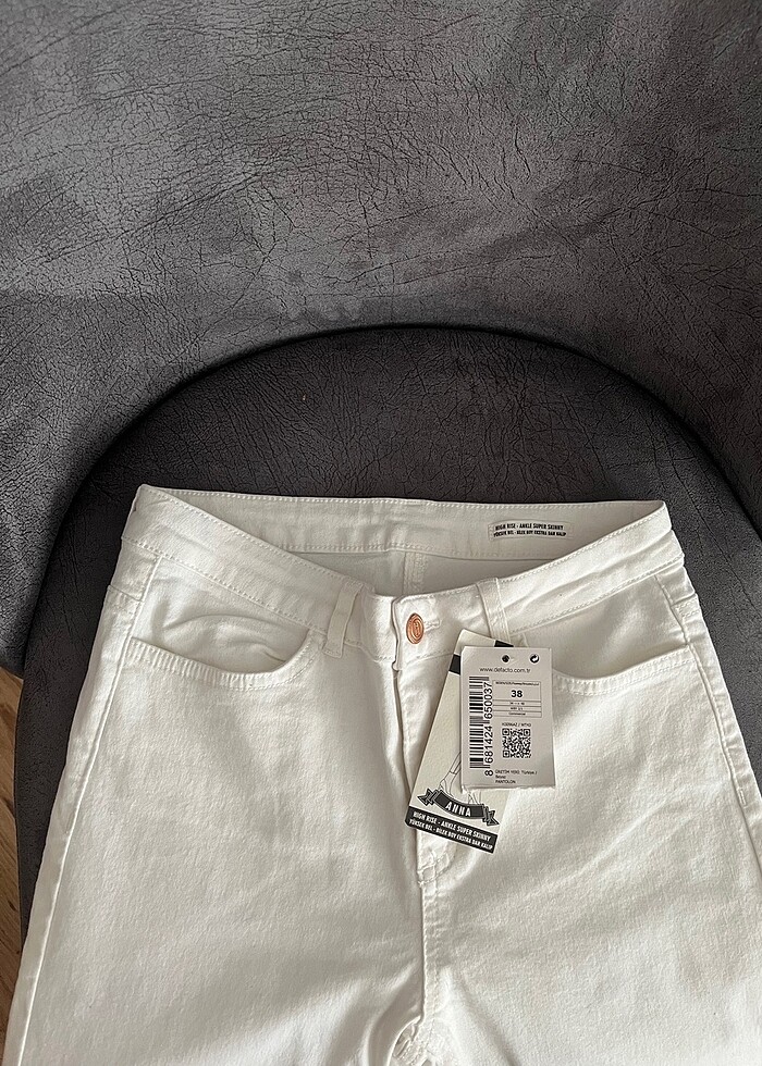 Kadın Beyaz Pantolon - Görsel 2