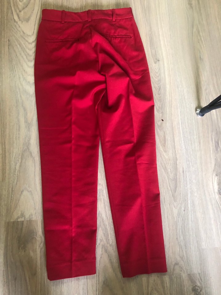 Kırmızı Düğmeli Kadın Kumaş Pantolon - Görsel 2