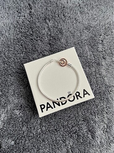 Pandora bileklik