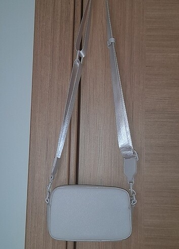 Stradivarius çanta