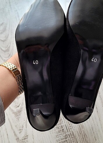 Hiç Kullanılmamış Siyah Rugan Topuklu Ayakkabı - Görsel 5