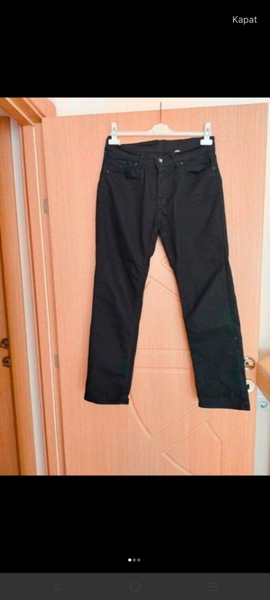 Siyah Kemerli Kot Pantolon - Görsel 3