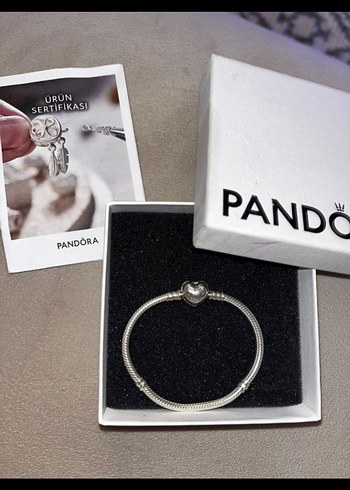 Pandora Gri İnce Bileklik