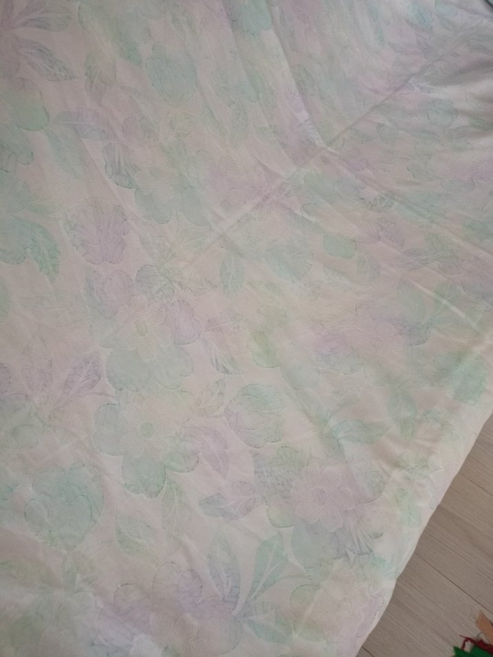 Beyaz Pastel Tonlu Batik Desenli kumaş - Görsel 2