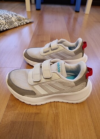 Adidas Çocuk Ayakkabı