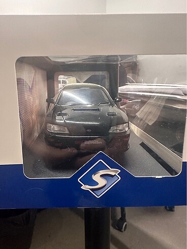 Solido subaru 1/18 impreza Gt diecast