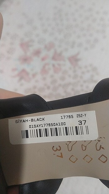37 Beden siyah Renk Bayan ayakkabi