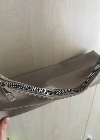 Gri Fermuarlı Kadın Deri Çanta - Görsel 2