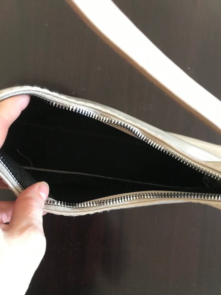 Gri Fermuarlı Kadın Deri Çanta - Görsel 3