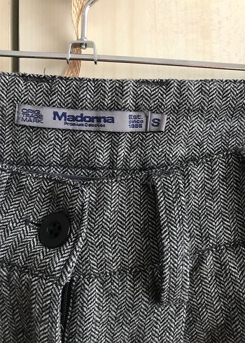 Düğmeli Gri Kadın Yün Bermuda Şort - Görsel 5