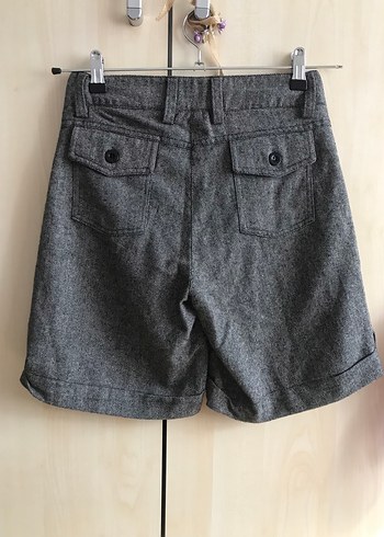 Düğmeli Gri Kadın Yün Bermuda Şort - Görsel 3