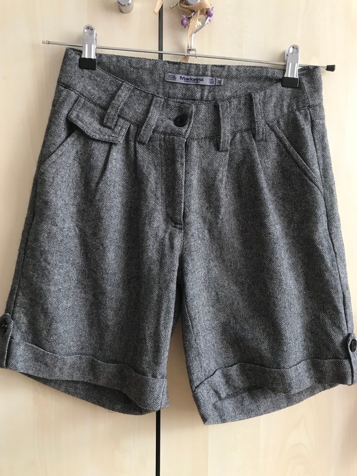 Düğmeli Gri Kadın Yün Bermuda Şort - Görsel 2