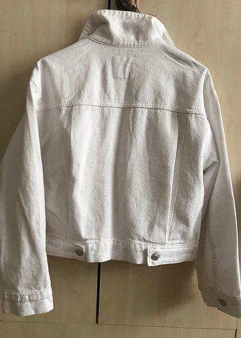 Beyaz Düğmeli Kadın Denim Ceket - Görsel 3