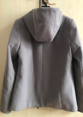 Kapüşonlu Gri Kaban - Görsel 4