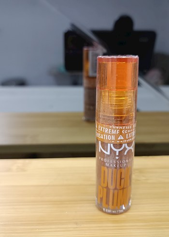 Nyx Parlak Bej Ruj