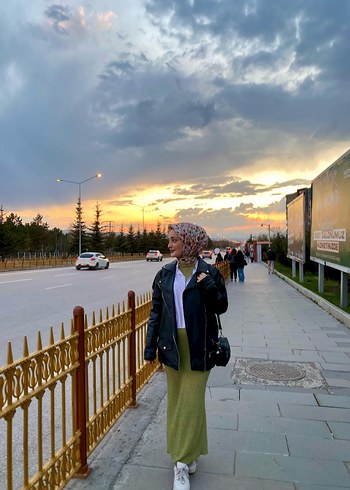 Trendyol & Milla Bej Triko Uzun Elbise