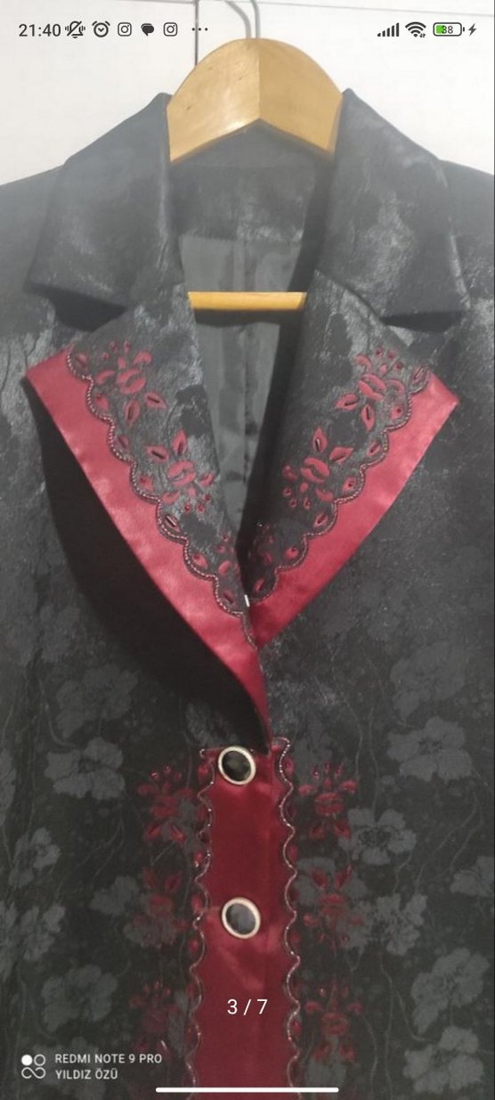 Siyah Bordo Gotik Midi Düğmeli  Ceketi - Görsel 3