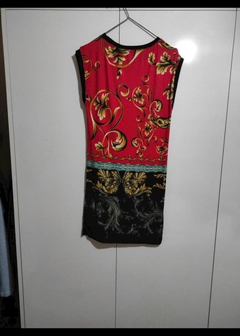 Kırmızı Desenli Kolsuz Mini elbise - Görsel 7