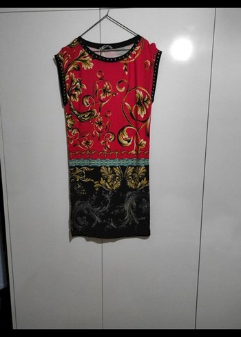 Kırmızı Desenli Kolsuz Mini elbise - Görsel 8